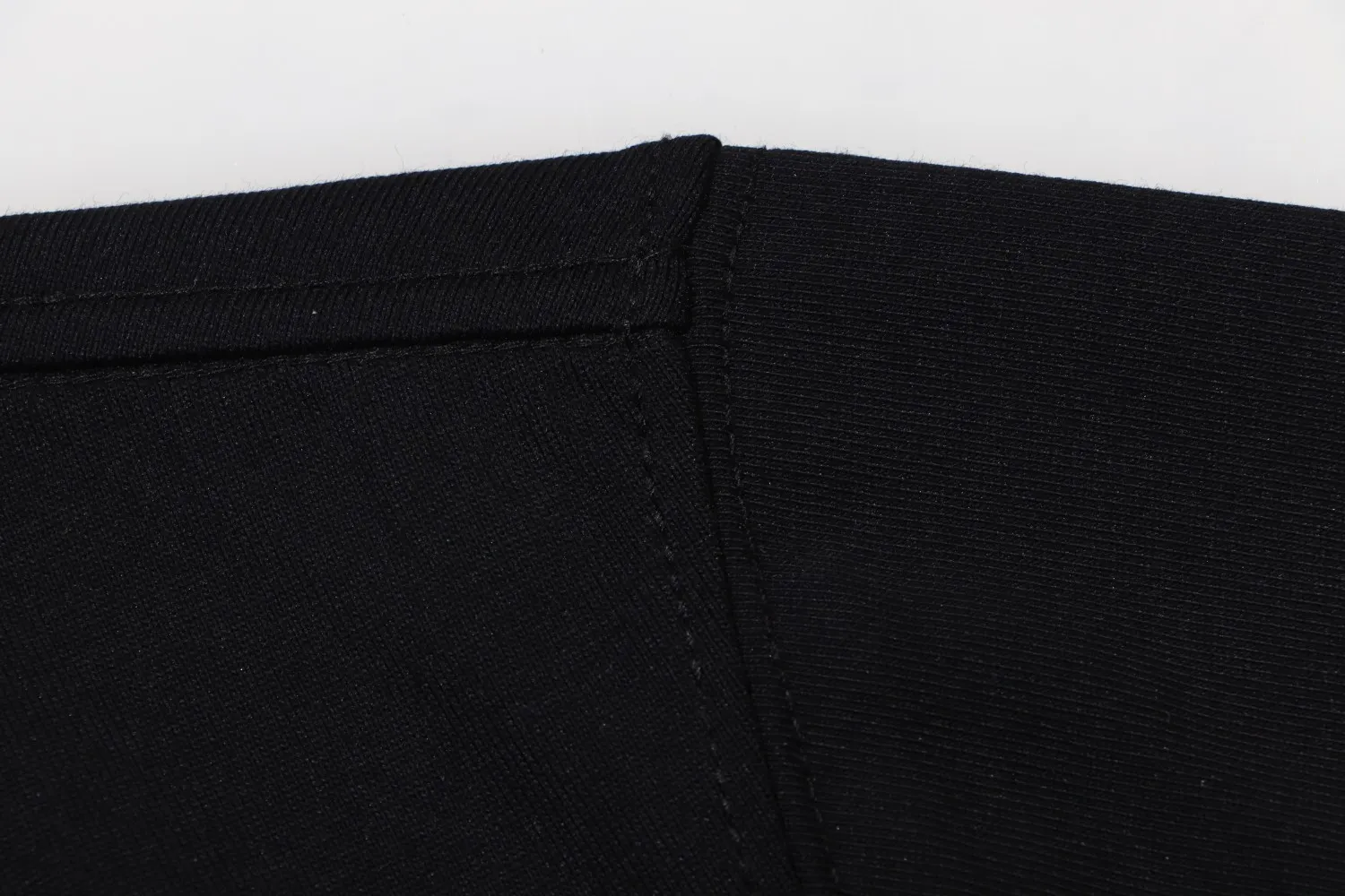 Arc’teryx ARC 23SS 60 LOGO ， g 。 Breathable， ， ， 。 logo ， 。 ， 。 ， ， ， ， 。 Size:XS-L